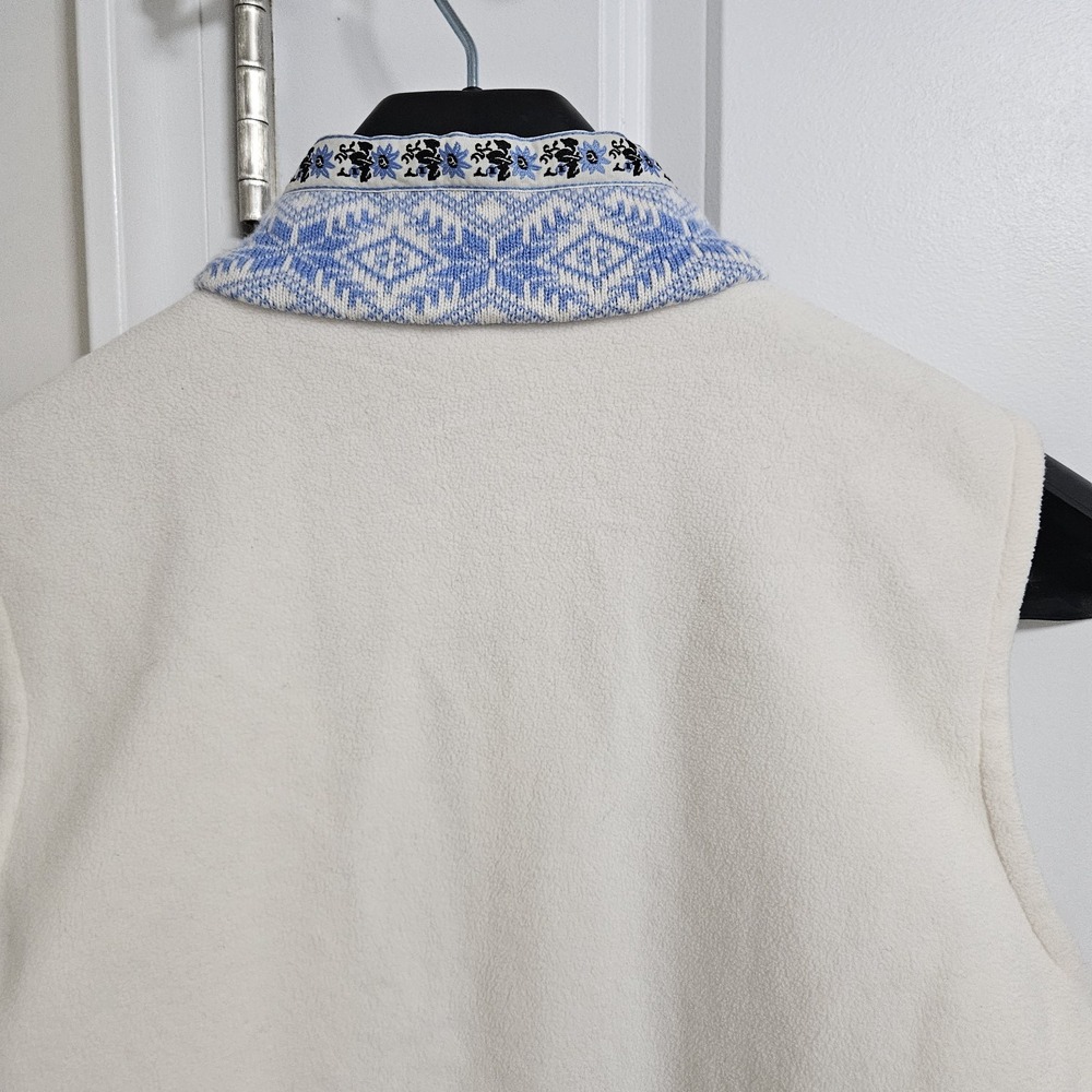 L.L. Bean Fleece Vest Womens Medium Cream Blue Nordic Snowflake Full Zip - Picture 10 of 11